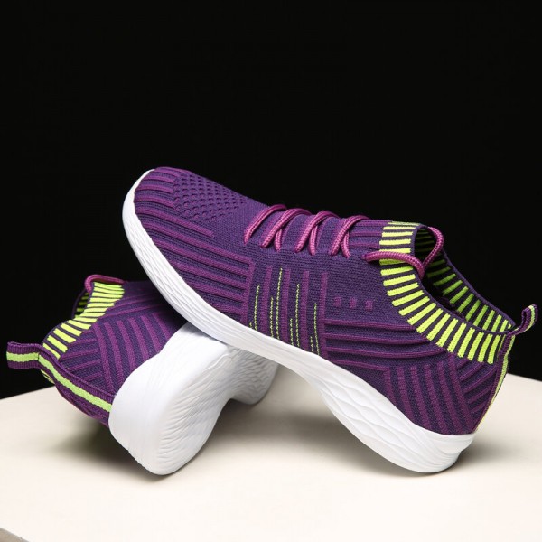 Woman Round Toe Mesh Breathable Slip-On Running Shoes 