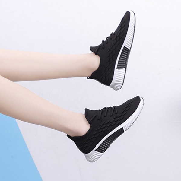 Women Comfortable Mesh Breathable Slip Resistant Sneakers 