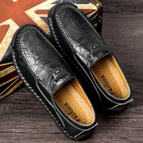 Men Hand Stitching Soft Microfiber Leather Driving Shoes 