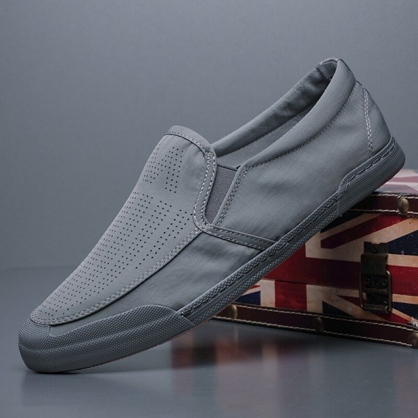 Men Breathable Ice Silk Soft Comfy Sole Solid Slip On Casual Court Shoes 